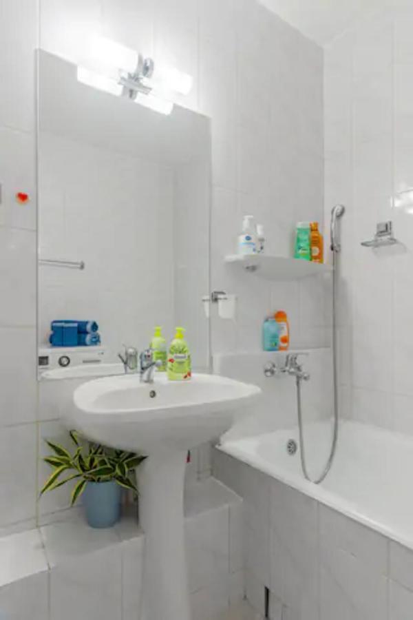 Cosy & Chic Studio Close By Victoria Square Bukareszt Zewnętrze zdjęcie